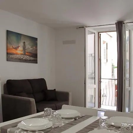 Albatros Appartement *